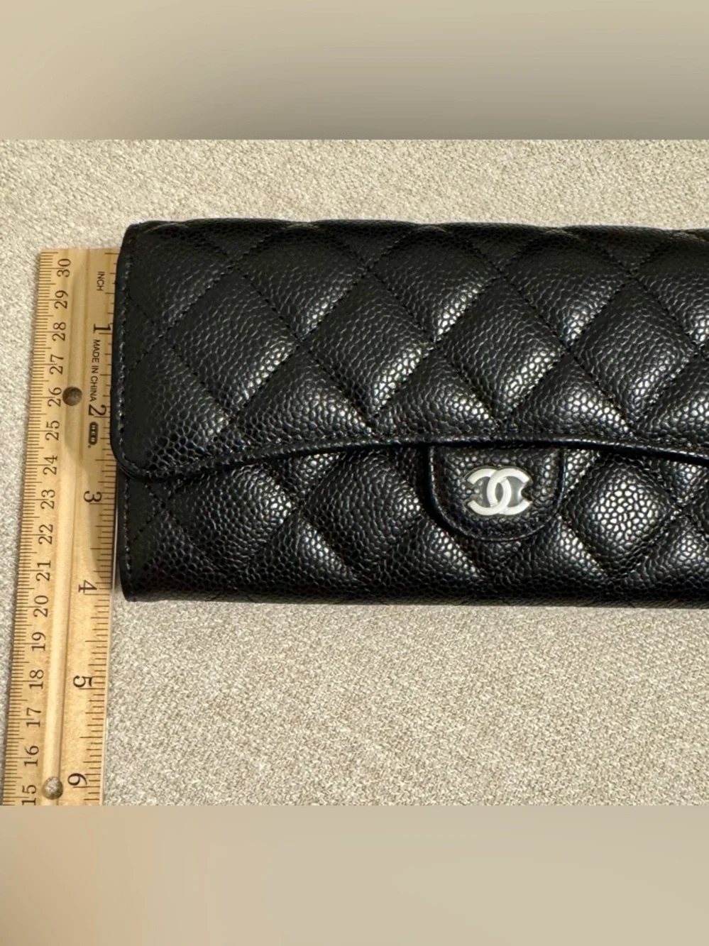 CHANEL Caviar Quilted Large Gusset Flap Wallet Black/Burgund Timeless Classic L-